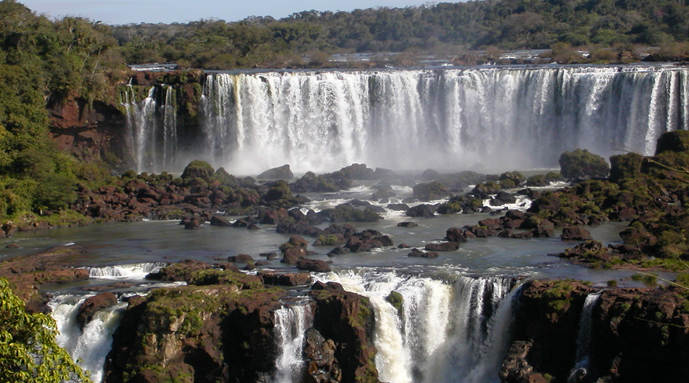 Les chutes d'iguazu Les chutes d'iguazu