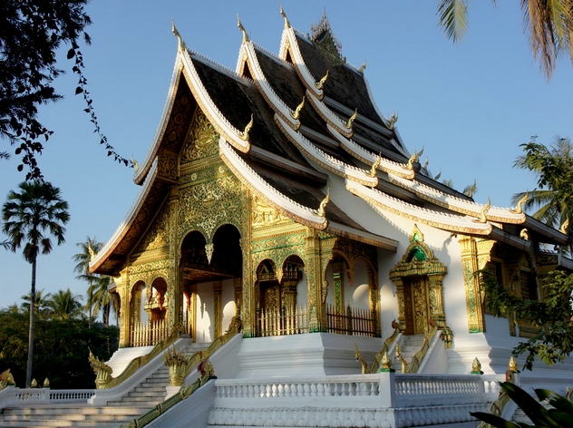 voyage-laos_voyage-laos-luang-prabang-temple-royal