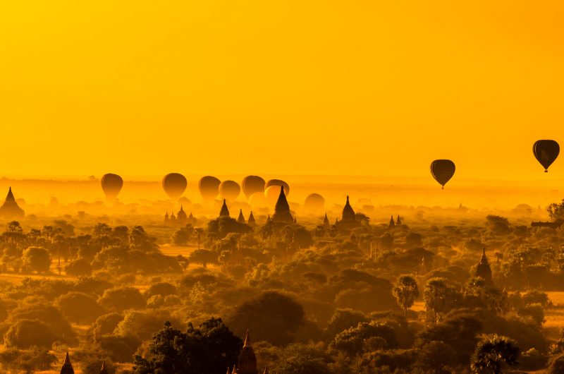 Bagan en Montgolfières