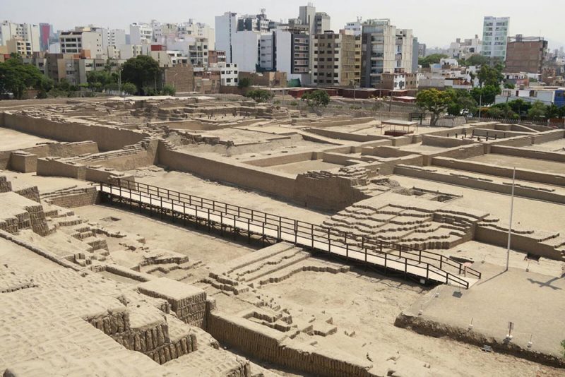 huaca pucclana site archéologique pérou lima 