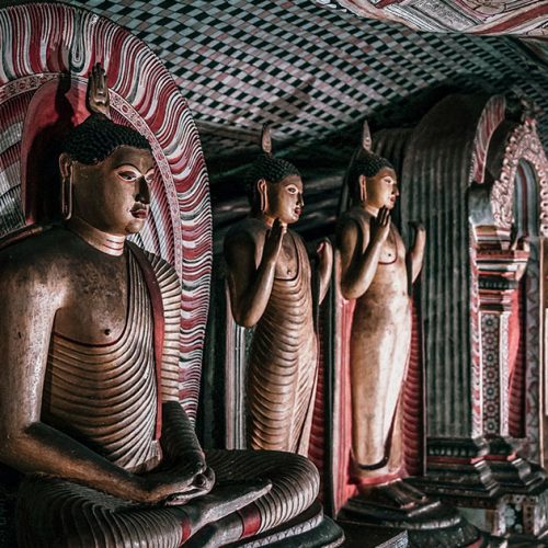 Statues Sri Lanka