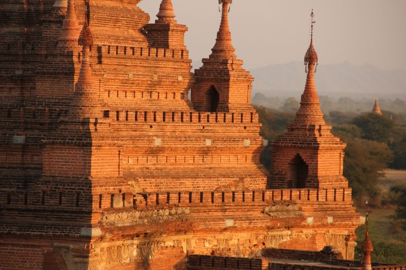 Coucher de soleil à Bagan