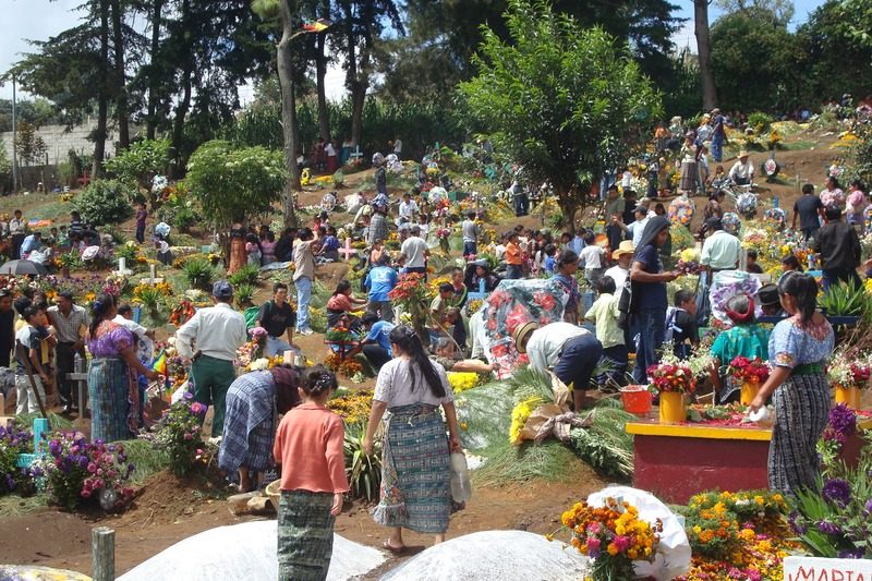 cimetiere fête guatemala