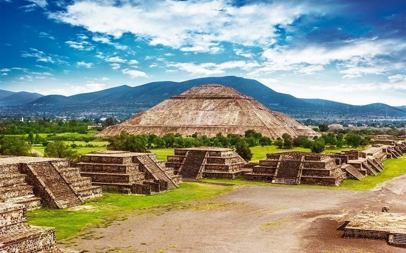 Pyramides de Teotihuacan Mexico