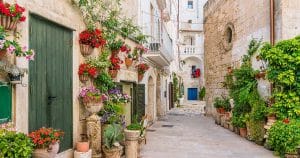 Ruelles de Monopoli en Italie
